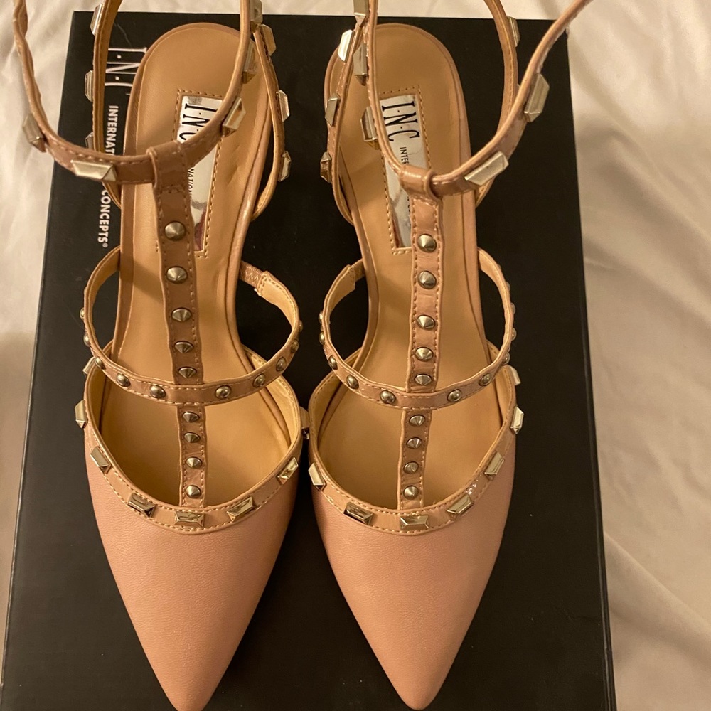 INC International concepts shoes